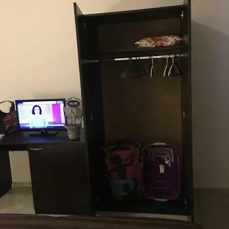 מלון דירות Bohemi 2*